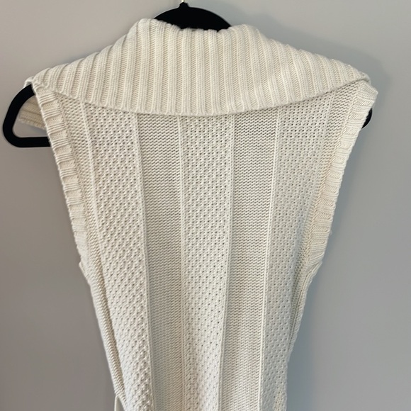 Ann Taylor Sweater Size Small - Picture 7 of 8